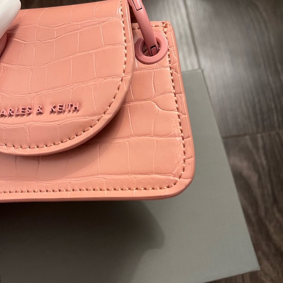 Charles&keith supermini Bag - Picture 6 of 9